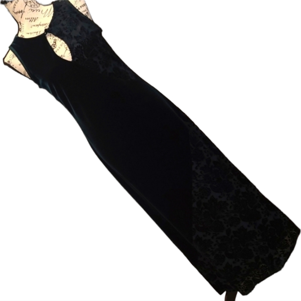 Vintage Carole Little Size 6 Emerald Green Velvet Dress